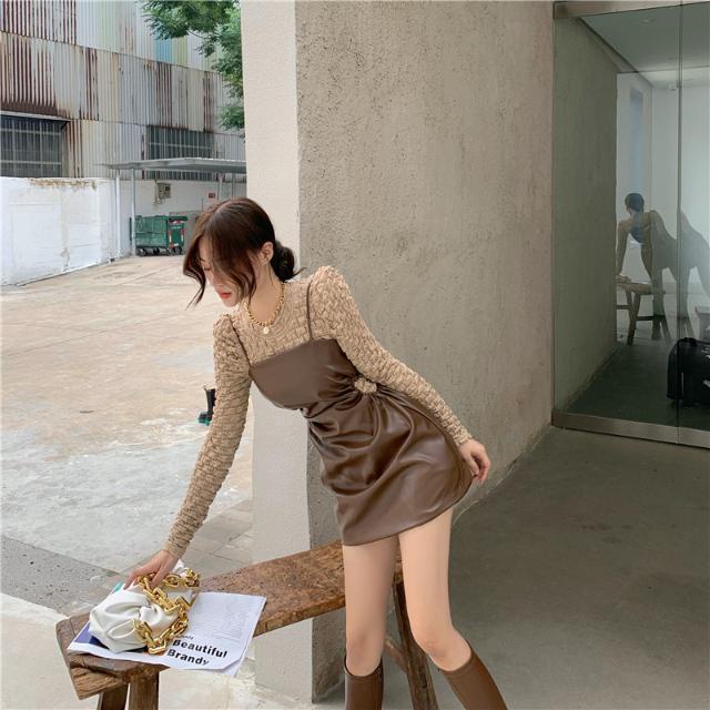 Bộ trang phục đầm tay dài phong cách retro thời trang mùa thu 2020 cho nữ có bán lẻ