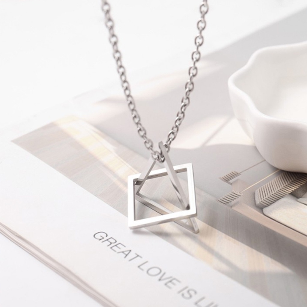 Dây chuyền nam nữ mặt hình tam giác, thép tintan siêu bền không gỉ