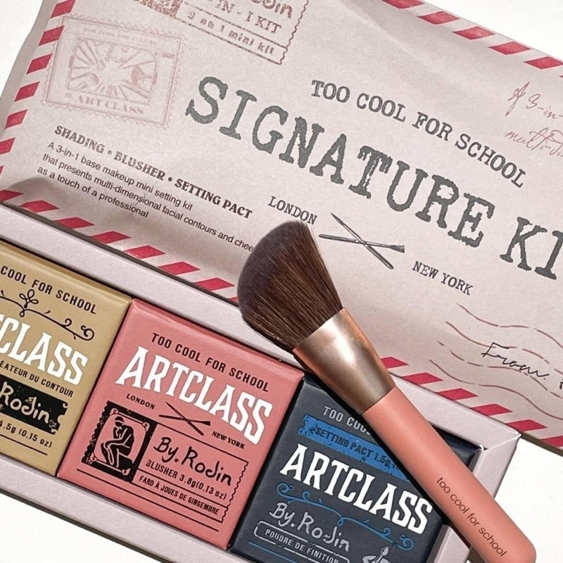 Set make up Too Cool For School Singature Kit