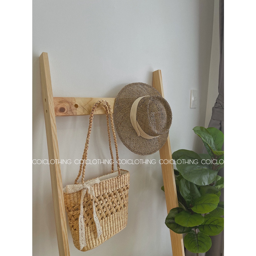 Lục bình đan dây quai chéo LB17