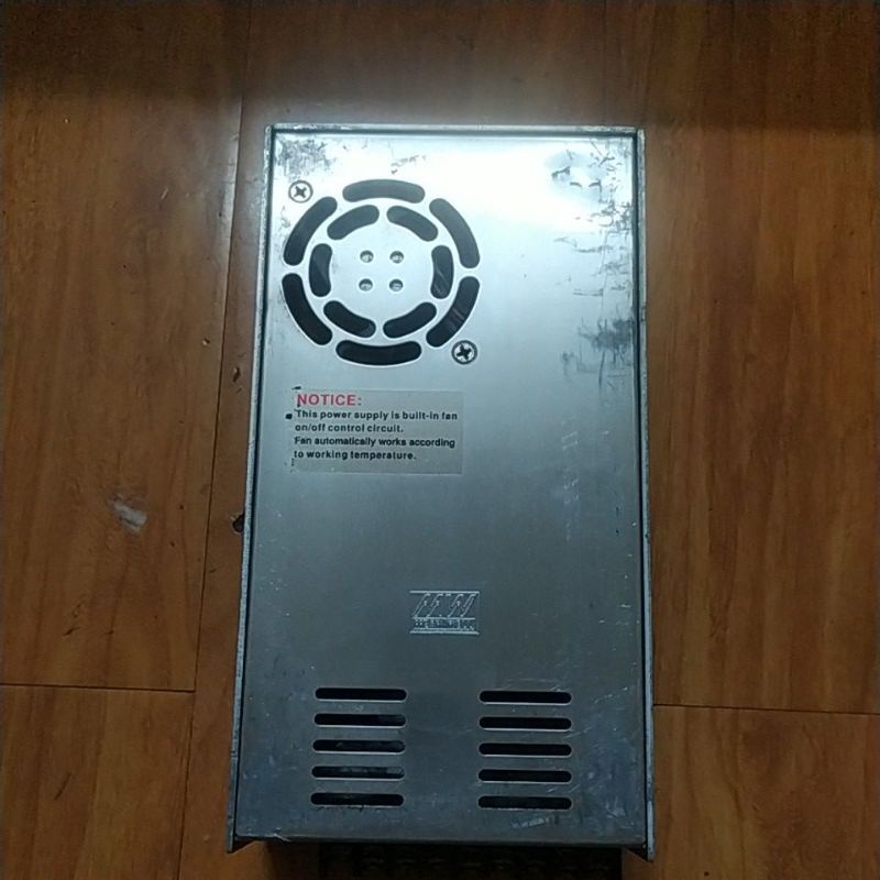 Nguồn Meanwell 27V-13A ~ 24V-14.5A, chỉnh vol từ 24.5V-30V. Hàng cũ tháo máy.