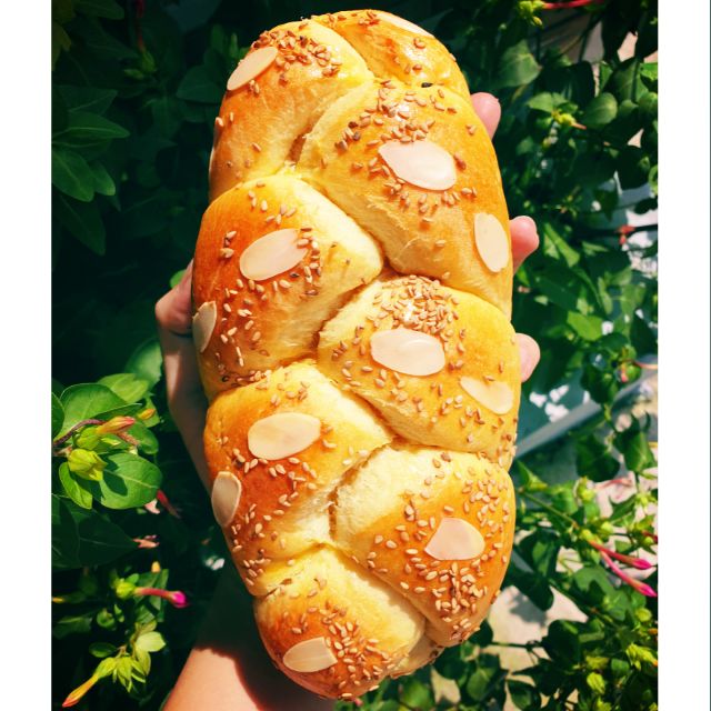 Bánh mỳ hoa cúc