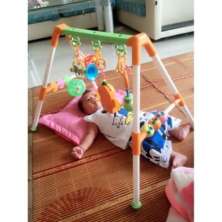 Kệ chữ A cho bé chơi