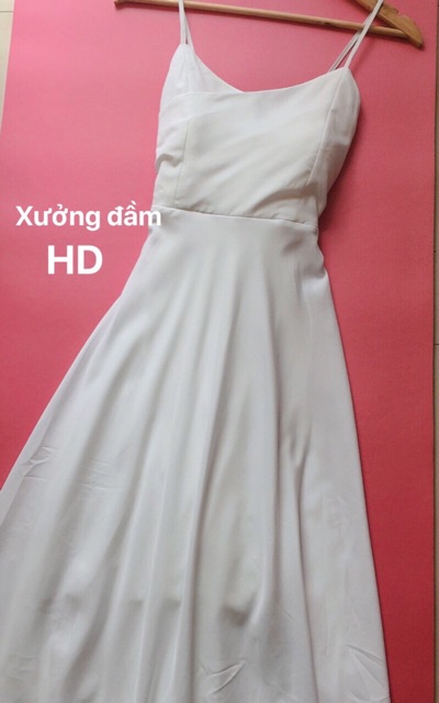 Đầm trắng maxi hai dây nơ lưng siêu sexy siêu sang chảnh | BigBuy360 - bigbuy360.vn