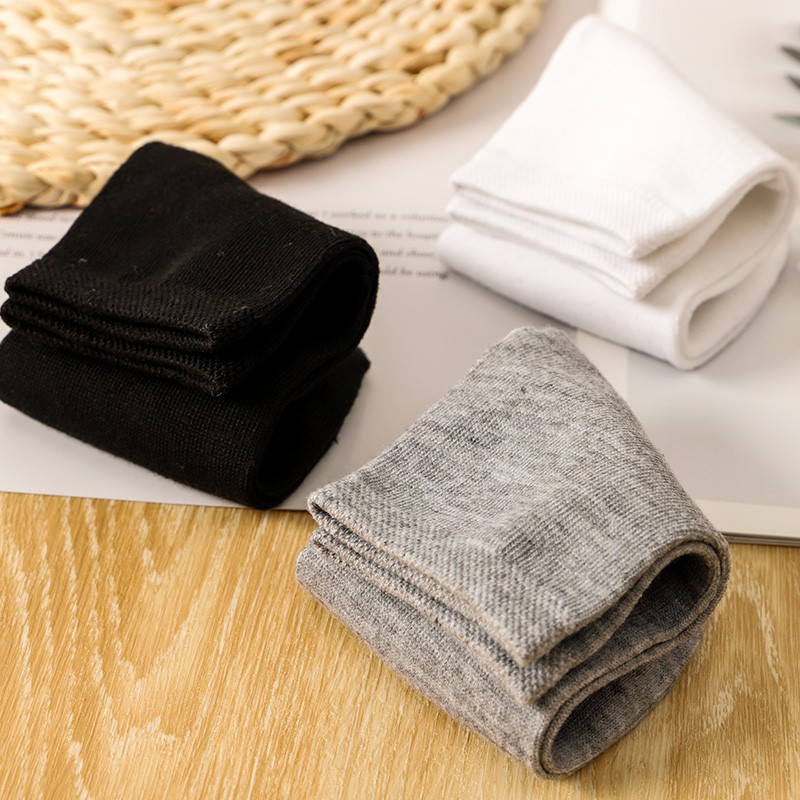 Đôi vớ cotton màu trơn thoải mái trẻ trung thời trang dành cho nam