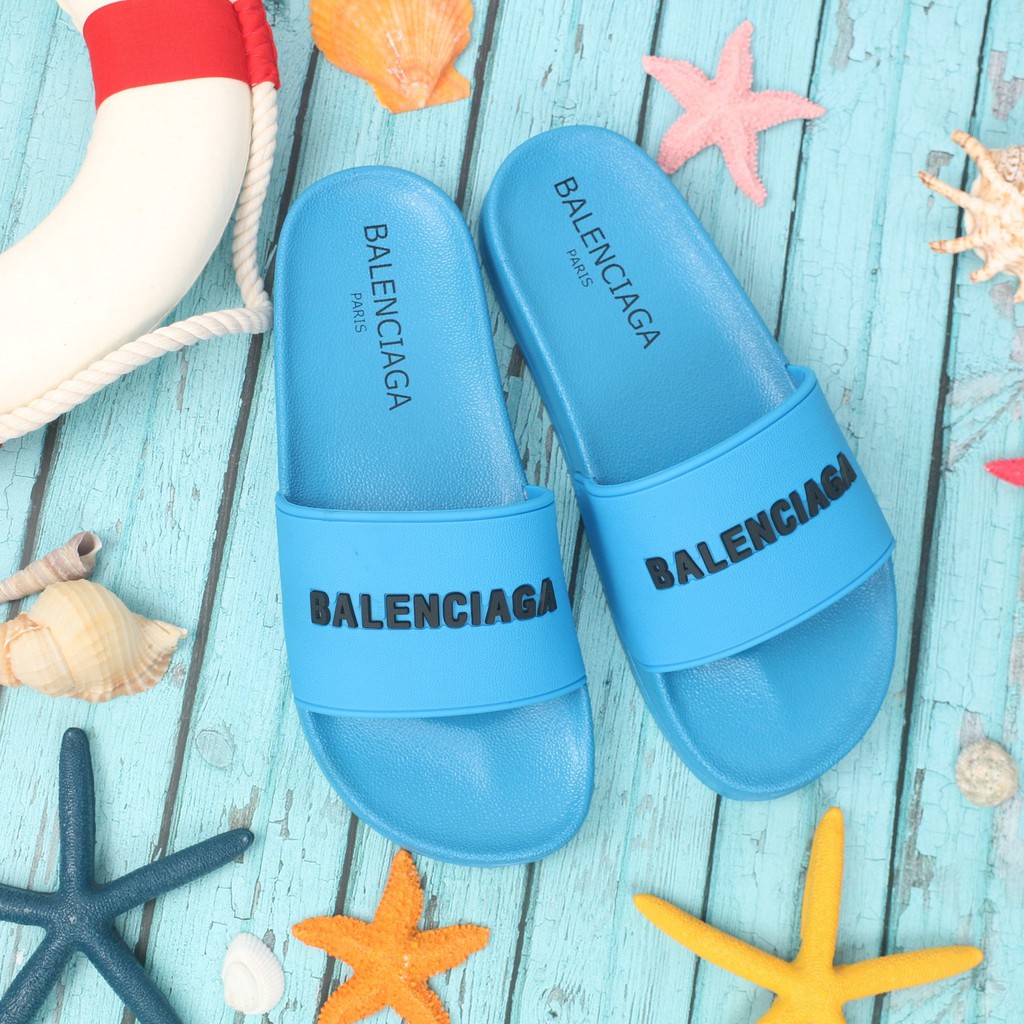 DÉP NAM NỮ MÀU XANH DƯƠNG BALENCIAGA QUAI NGANG THỜI TRANG