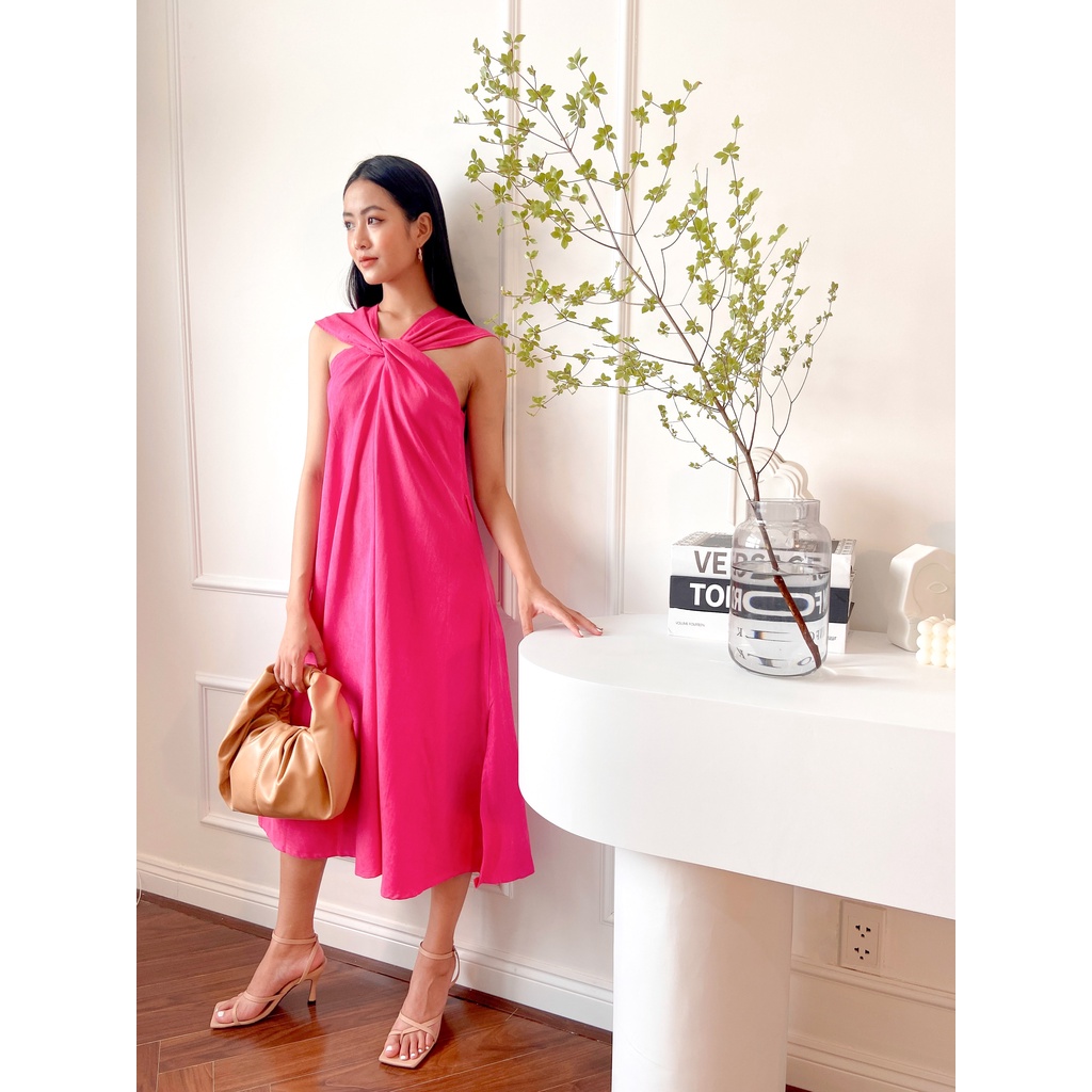 Đầm Cổ Chéo Kèm Đai Lưng EDINI - D1428