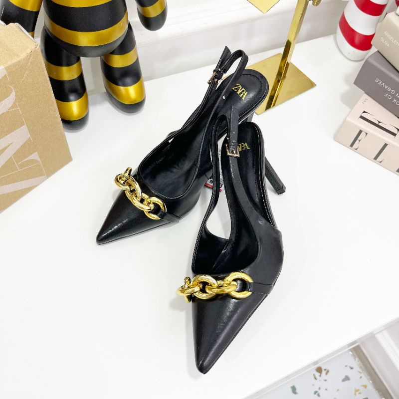 M(ẢNH THẬT) Sandal 8p Zara Khoá Xích Da Mềm Êm Fullbox Tem Cao Cấp