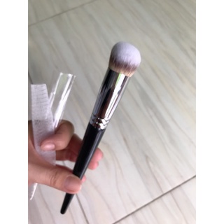 Cọ lẻ nền tròn Celin