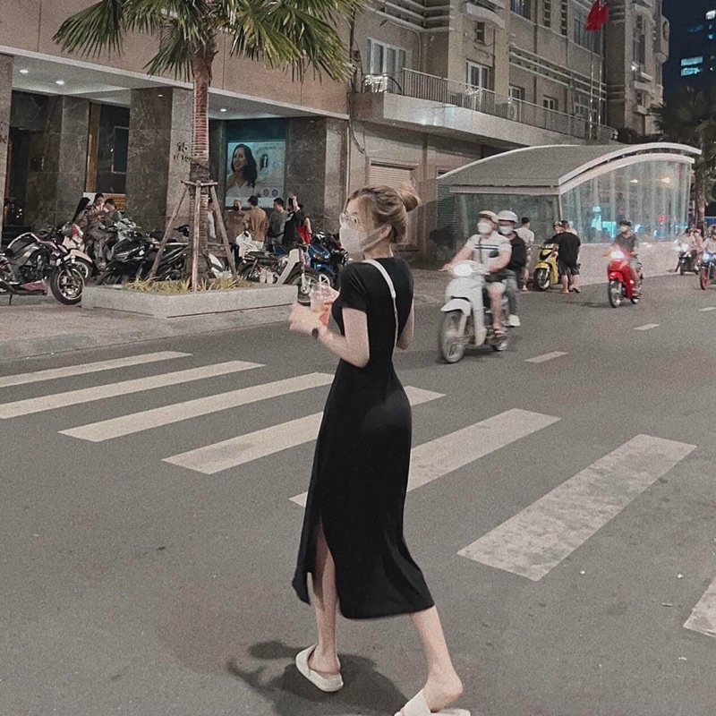 ĐẦM THUN FORM SUÔNG