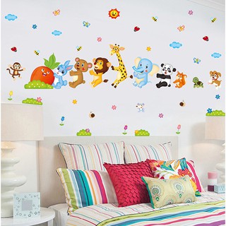 Decal dán tường Thú nhổ cà rốt số 2
