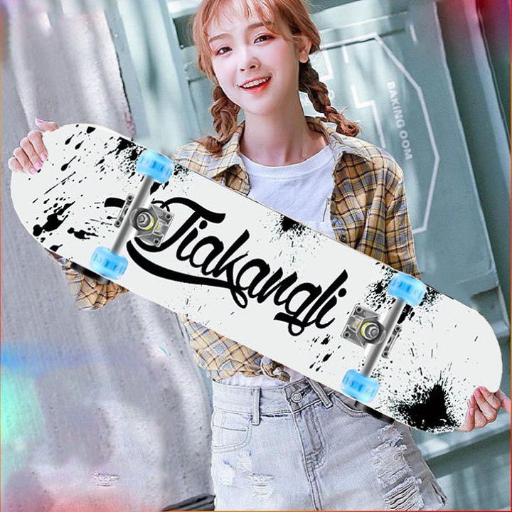 Ván trượt thể thao, skateboard có bánh xe phát sáng cho người lớn và trẻ em