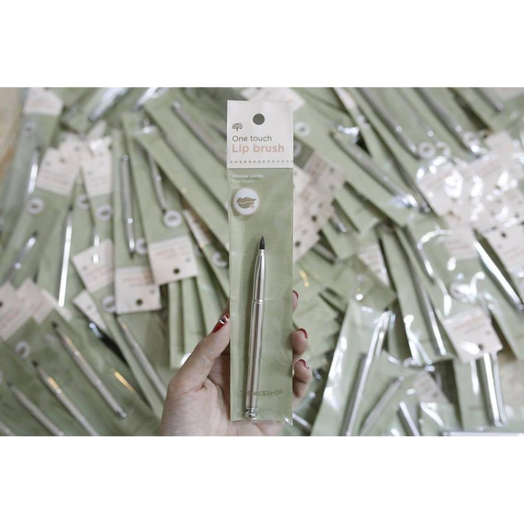 Cọ môi Missha Easy Lip Brush