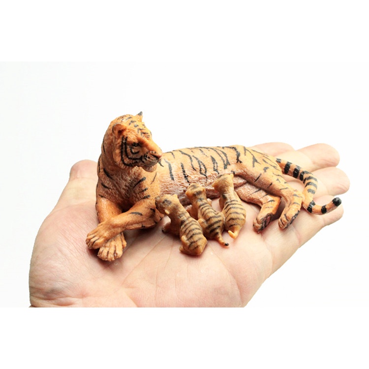 Boys and Girls Gifts Children's Simulation Zoo Model Toys Solid Animal World Crouching Tiger Tigress Siberian Tiger