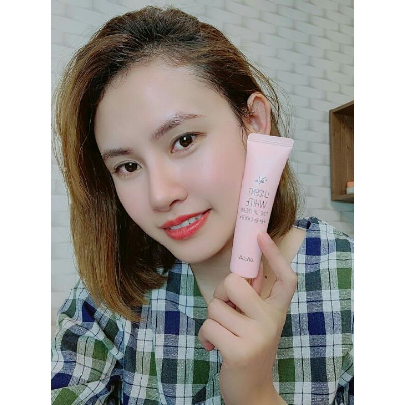 Kem dưỡng trắng nâng tone Rire Lucent White | BigBuy360 - bigbuy360.vn