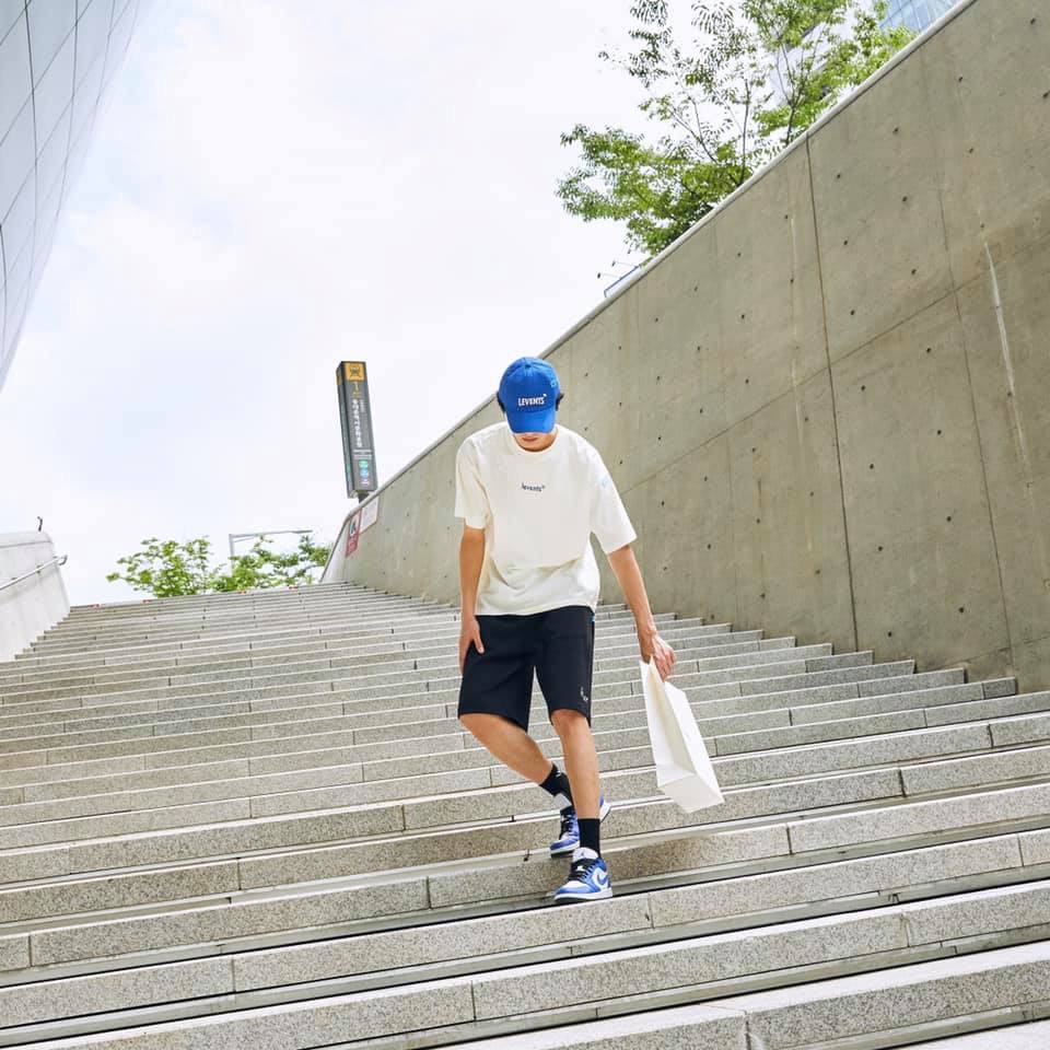 Áo thun Levents Popular Logo - Tee/ Cream Blue local brand Son.saigon
