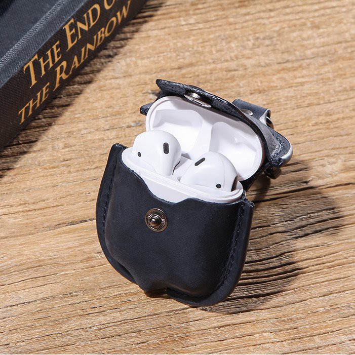 Bao da hộp sạc đựng Airpods khoét đáy da bò thật 100% có móc treo khóa