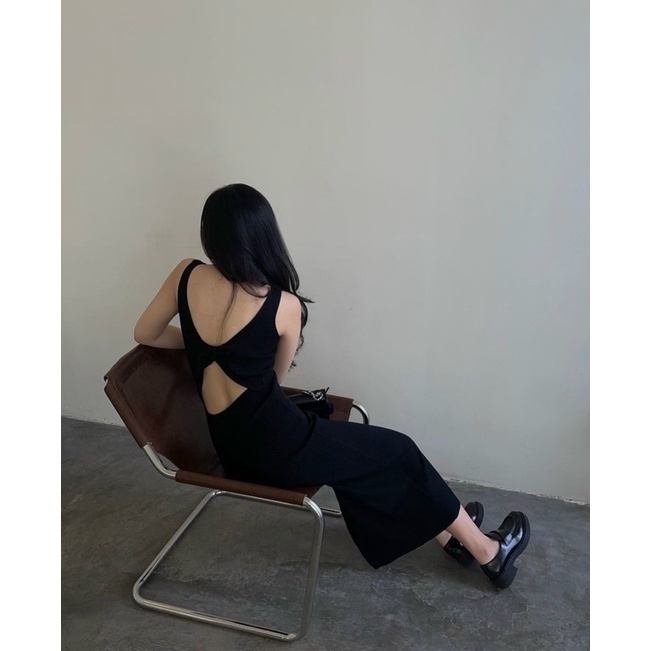 ĐẦM MIDI XẺ TÀ CUTOUT LƯNG XOẮN✨