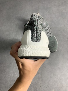 giầy thể thao ultra boost 4.0 xám