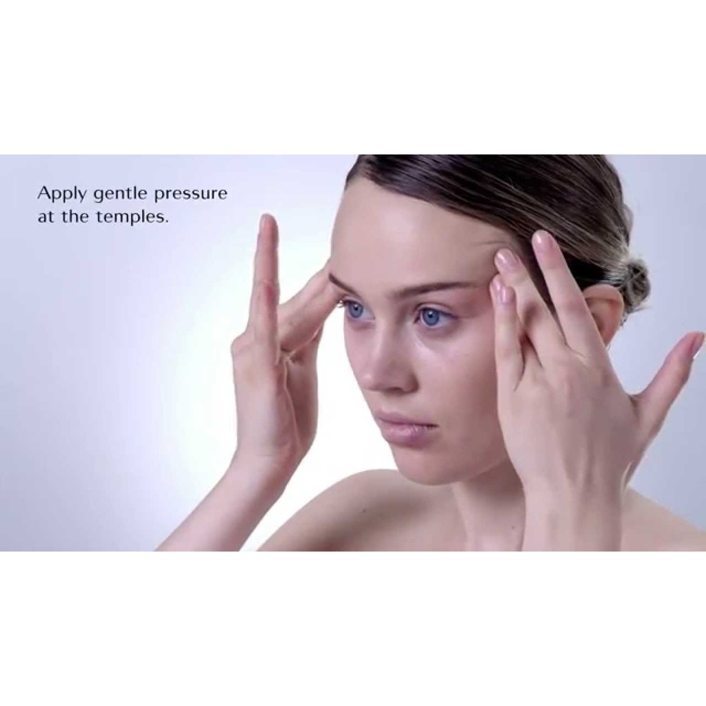 Kem dưỡng mắt Shiseido Benefiance Wrinkle Smoothing Eye Cream - 5ml | BigBuy360 - bigbuy360.vn