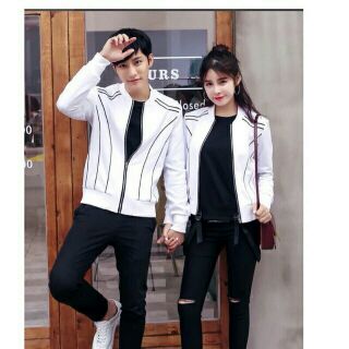 Áo khoác cặp dễ thương cá tính 135.000đ