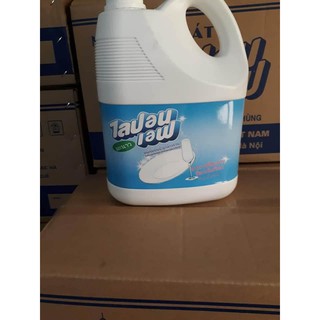 Nước rửa bát Việt Nam can 3.6 lít.