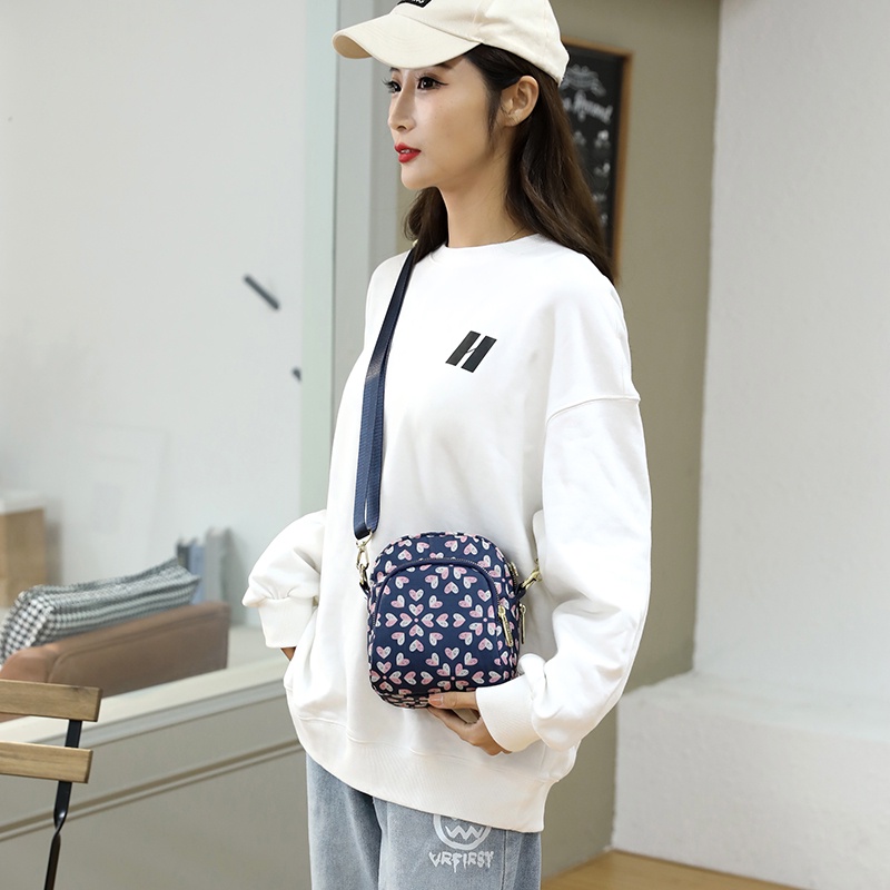 Túi Đeo Chéo Bằng Nilon Thiết Kế Mới Kiểu Dáng Đơn Giản Thời Trang Dành Cho Nữ