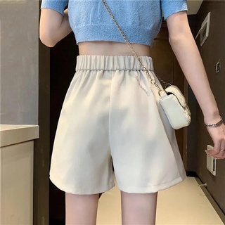 Quần đùi nữ cạp cao xếp ly