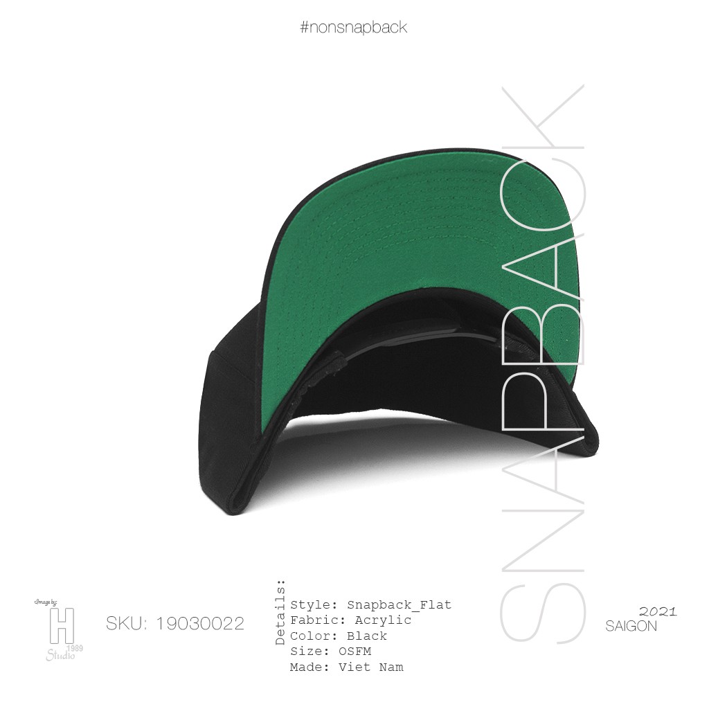 Nón Snapback đen trơn