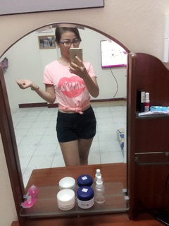 Set mẹ con kiss me