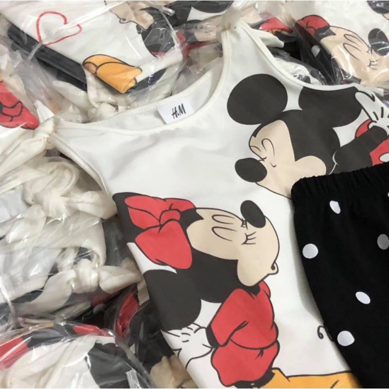 Bộ mickey❤️minnie sát nách