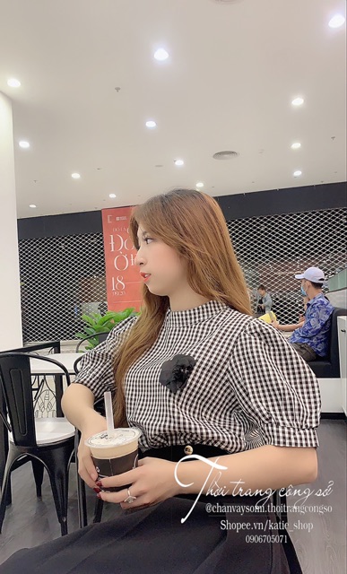 Chân Váy Xoè Cao Cấp Rymola Chân Váy Qua Gối Màu Đen 2 Nút