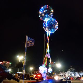 Combo 100 bóng galaxy đèn led ( giá sỉ) + tặng kèm 5 bóng hình thú