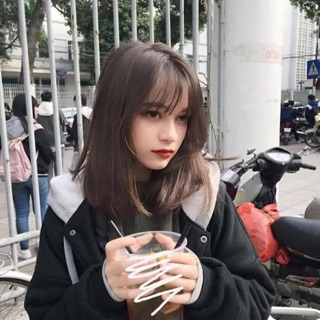 1 Tuýp thuốc nhuộm tóc màu nâu lạnh +kèm trợ oxy , gang tay( K cần tẩy )