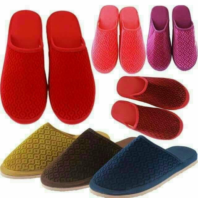 Dép Sục Bông Đi Trong Nhà Giữ Ấm Chân Mùa Đông Cho Cả Nam Và Nữ Màu Sắc Dễ Thương
