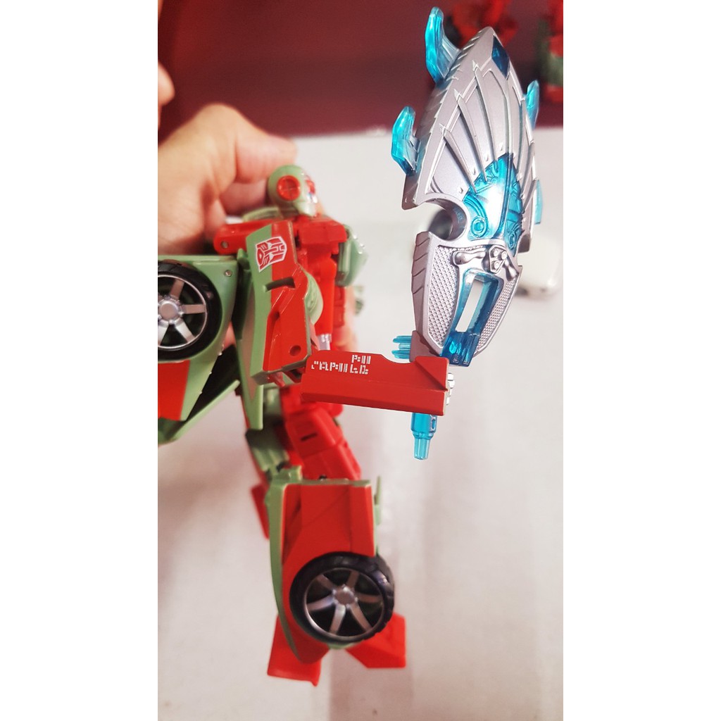 Robot biến hình TRANSFORMER GENERATIONS COMBINER WARS VICTORION