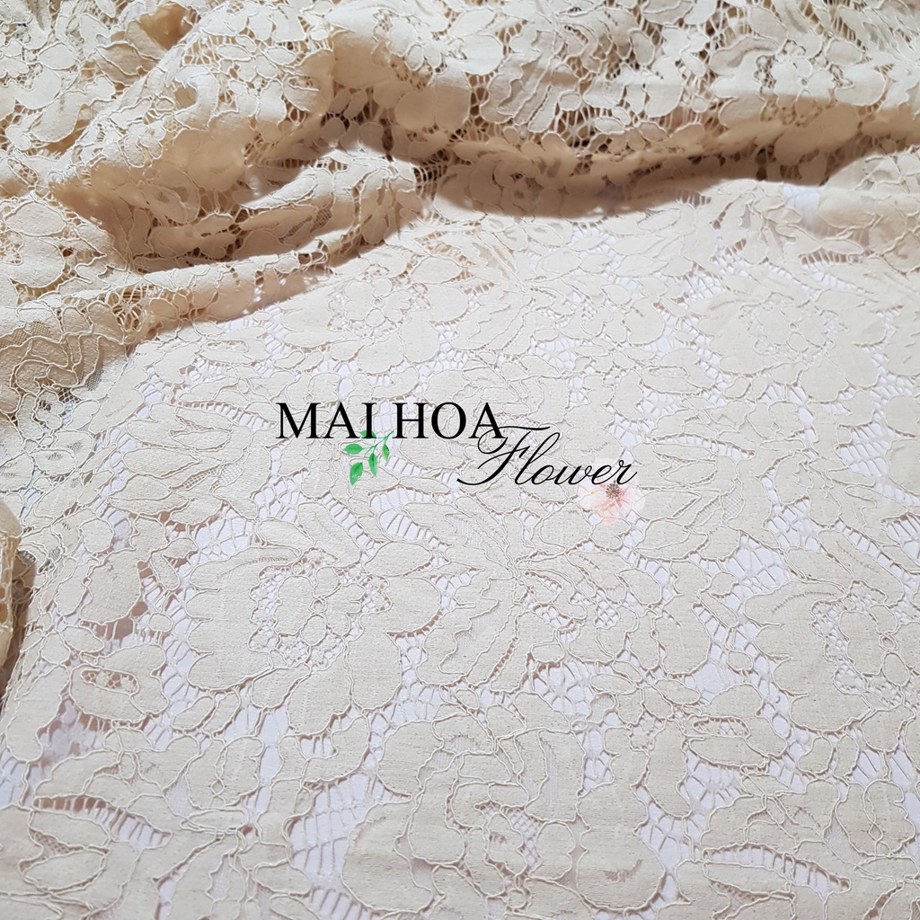 Vải ren màu kem nhạt dùng làm vải may váy áo, ren hai chân có co giãn 150x150cm, Maihoaflower