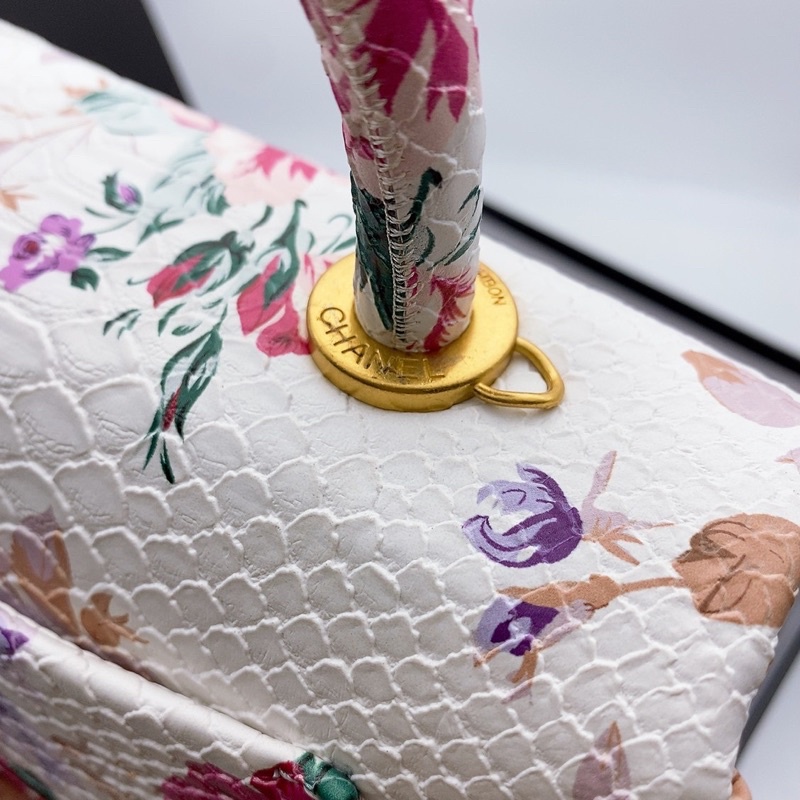 Túi xách nữ Sz 23cm Hàng Spsl Hoạ tiết hoa vân da tự nhiên Fullbox bill, giấy nến