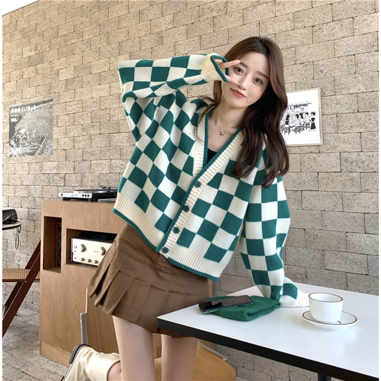Áo khoác cardigan cổ chữ V form rộng họa tiết kẻ caro dễ phối đồ thời trang Hàn Quốc