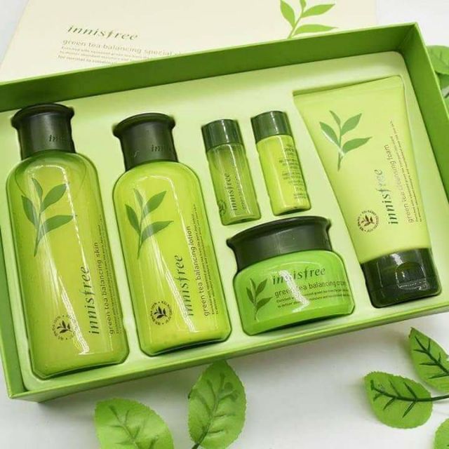 SET DƯỠNG DA INNISFREE TRÀ XANH