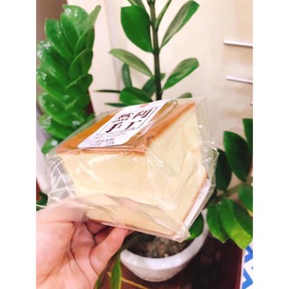 Khách sỉ bánh mông to
