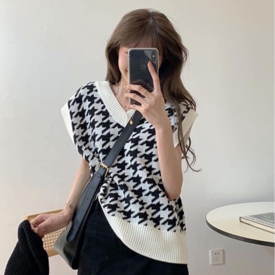 Áo gile kẻ caro hoa tiết răng sói vintage JUNE áo không tay freesize dáng xuông cá tính