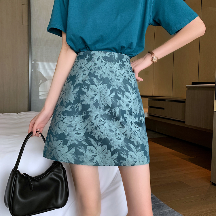 [Mã FADIRECT20 giảm 20K đơn 150K] Chân váy chữ A lưng cao kiểu dáng thời trang cho nữ | BigBuy360 - bigbuy360.vn