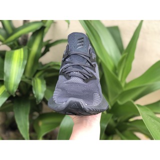 Giày thể thao Adidas Alphabounce