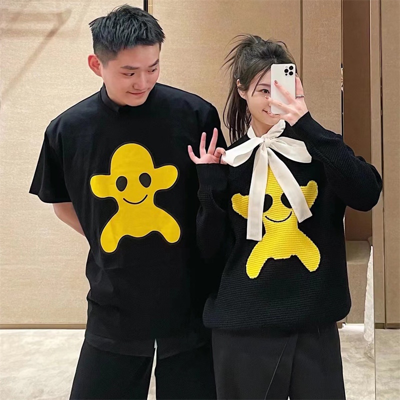 Burberr*áo Thun Tay Ngắn In Hình Quái Vật Nhỏ Cổ Điển Vui Nhộn Chất Lượng Cao Đơn Giản Cho Cặp Đôi