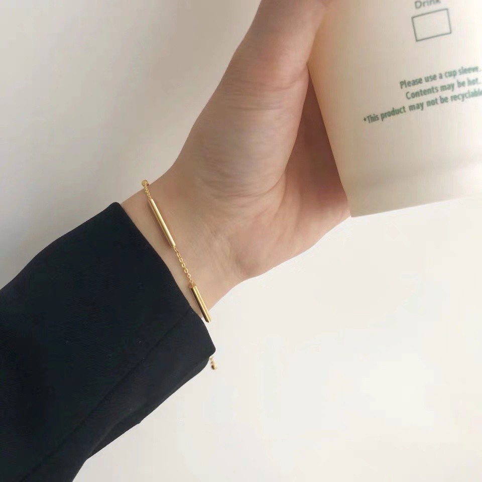 Vòng tay bằng thép titan mạ vàng 18K không phai màu không gây dị ứng chống nước tùy chỉnh phong cách tối giản cao cấp