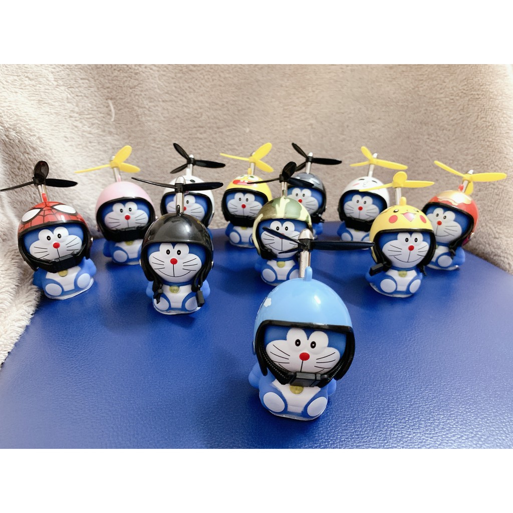 Doraemon chong chóng tre độc đáo