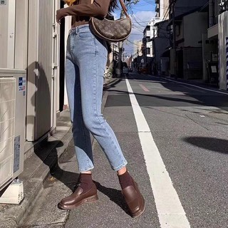 Quần Jeans Slimfit trẻ trung năng động, dễ phối đồ, tự tin thả dáng