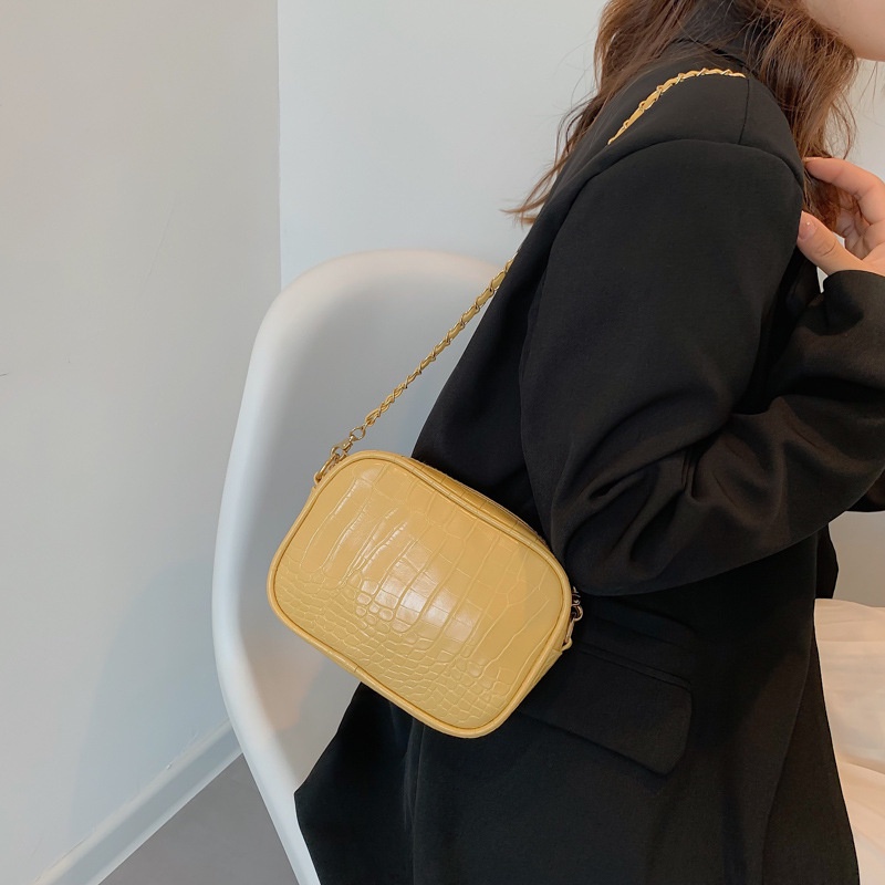 Túi Xách Đeo Vai Hình Vuông Cỡ Nhỏ Họa Tiết Da Cá Sấu Phối Dây Đeo Sợi Xích Thời Trang 202