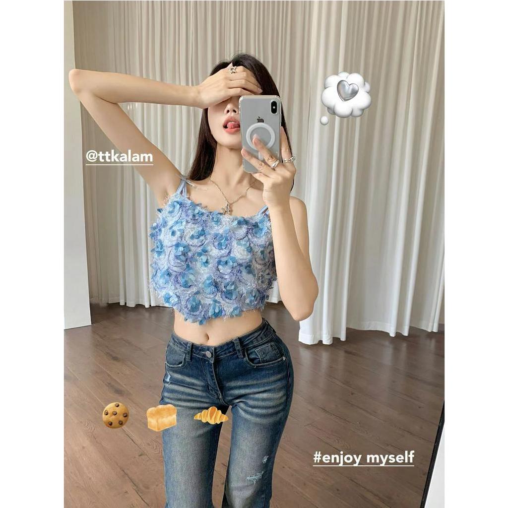 Niche Áo Yếm Cô Gái Nóng Bỏng  tao bao